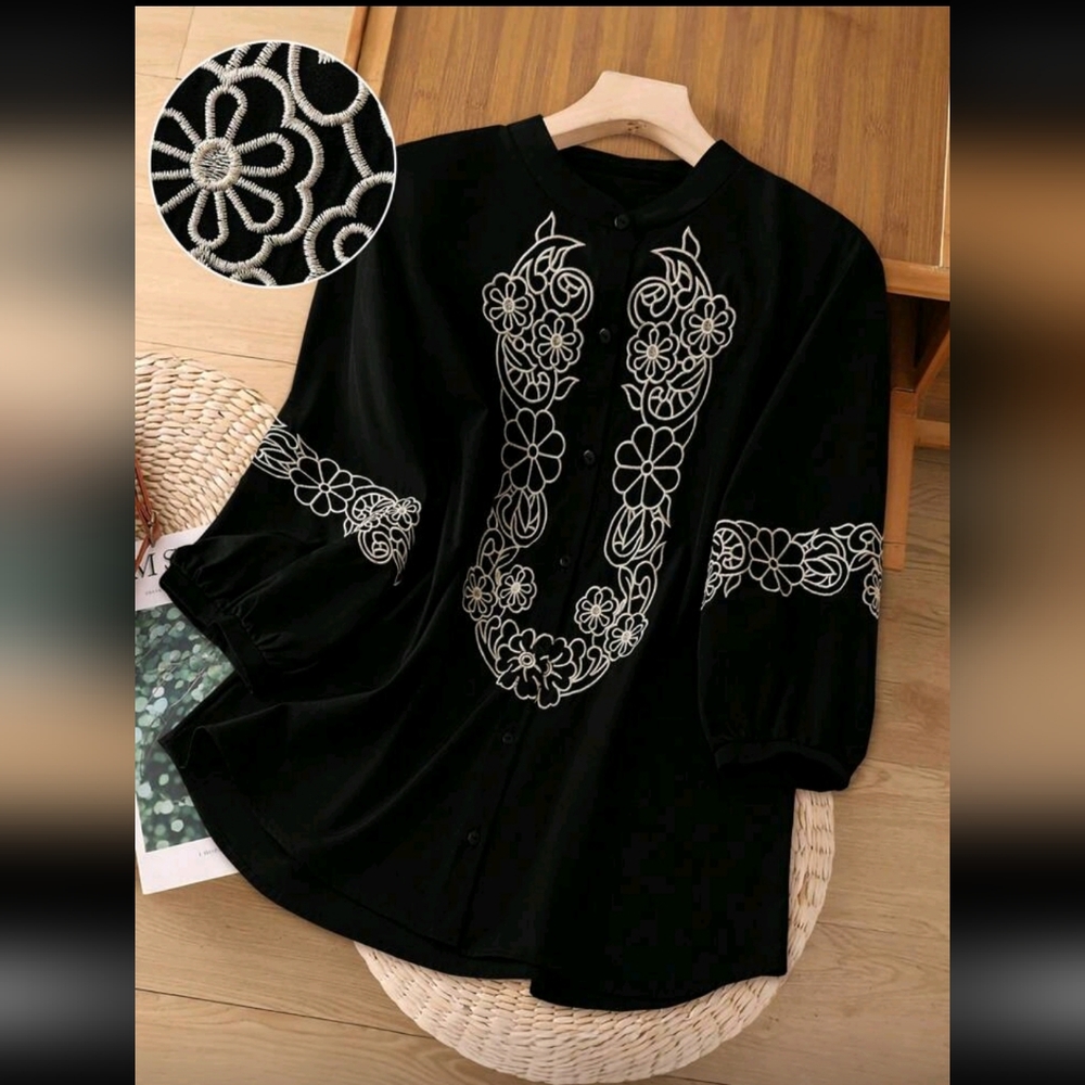 BRAND NEW ** Elegant Black Floral Embroidered Boho Top